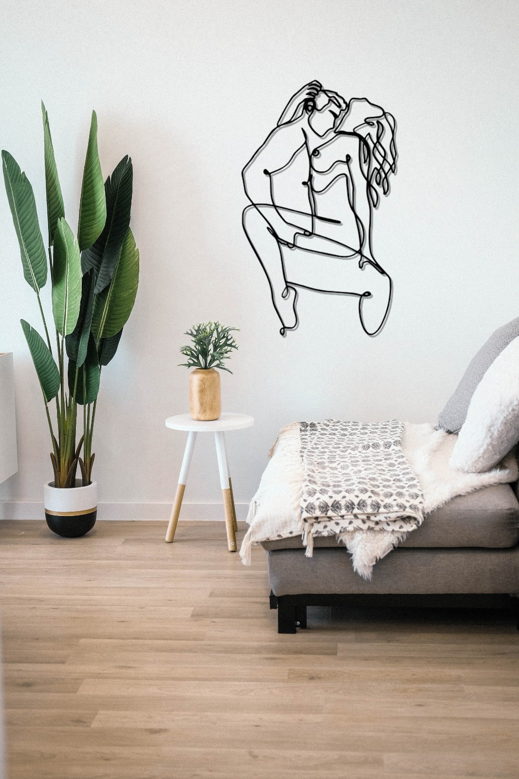 Minimalist Female Body Wire Art Decor,Women Metal Home Wall Decor, Female Wall Decor