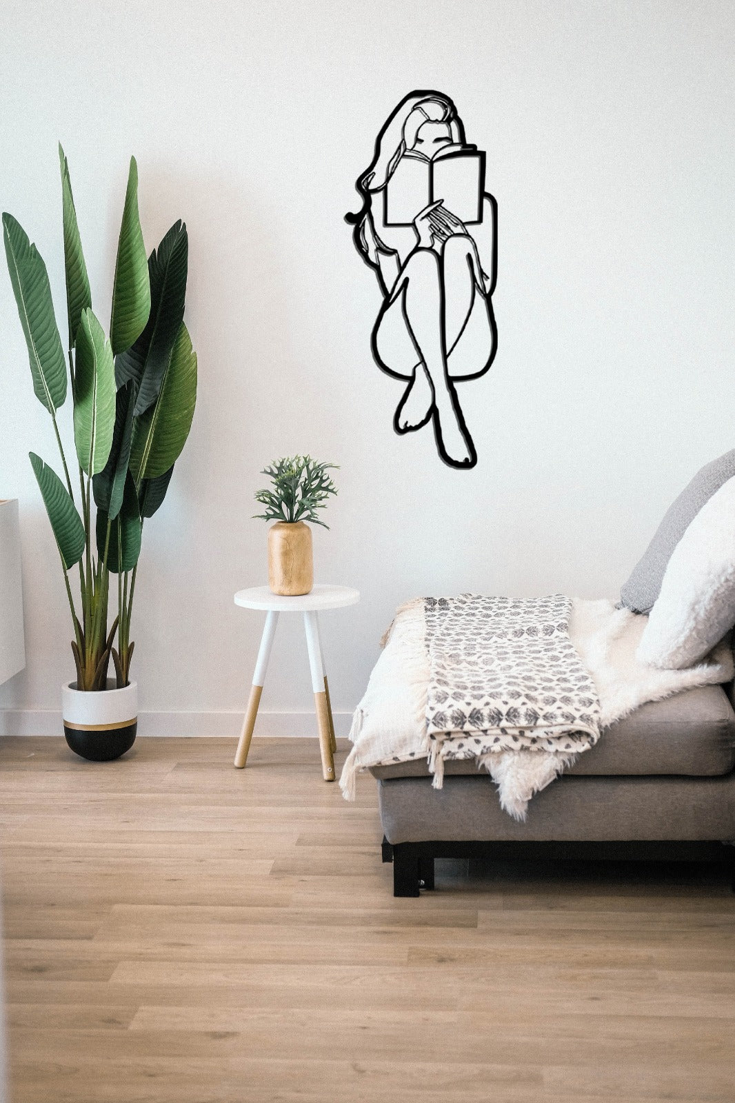 Best Books Love Story, Minimalist Line Art Women Body Large Metal Wall Decor