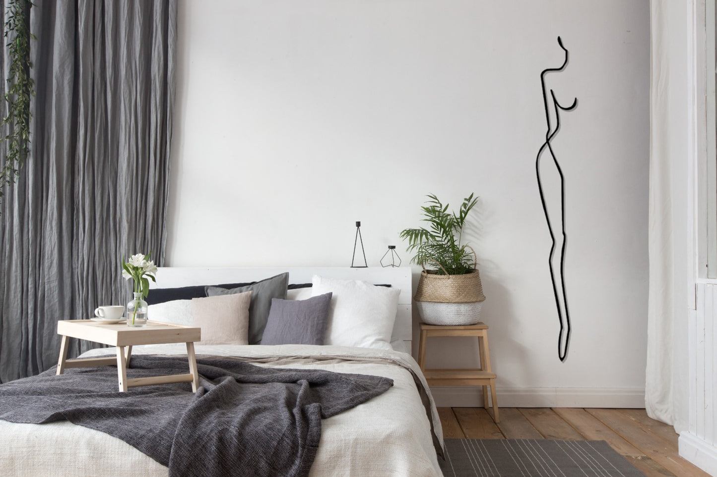 Minimalist Female Body Line Art One Drawing, Metal Home Wall Art Decor